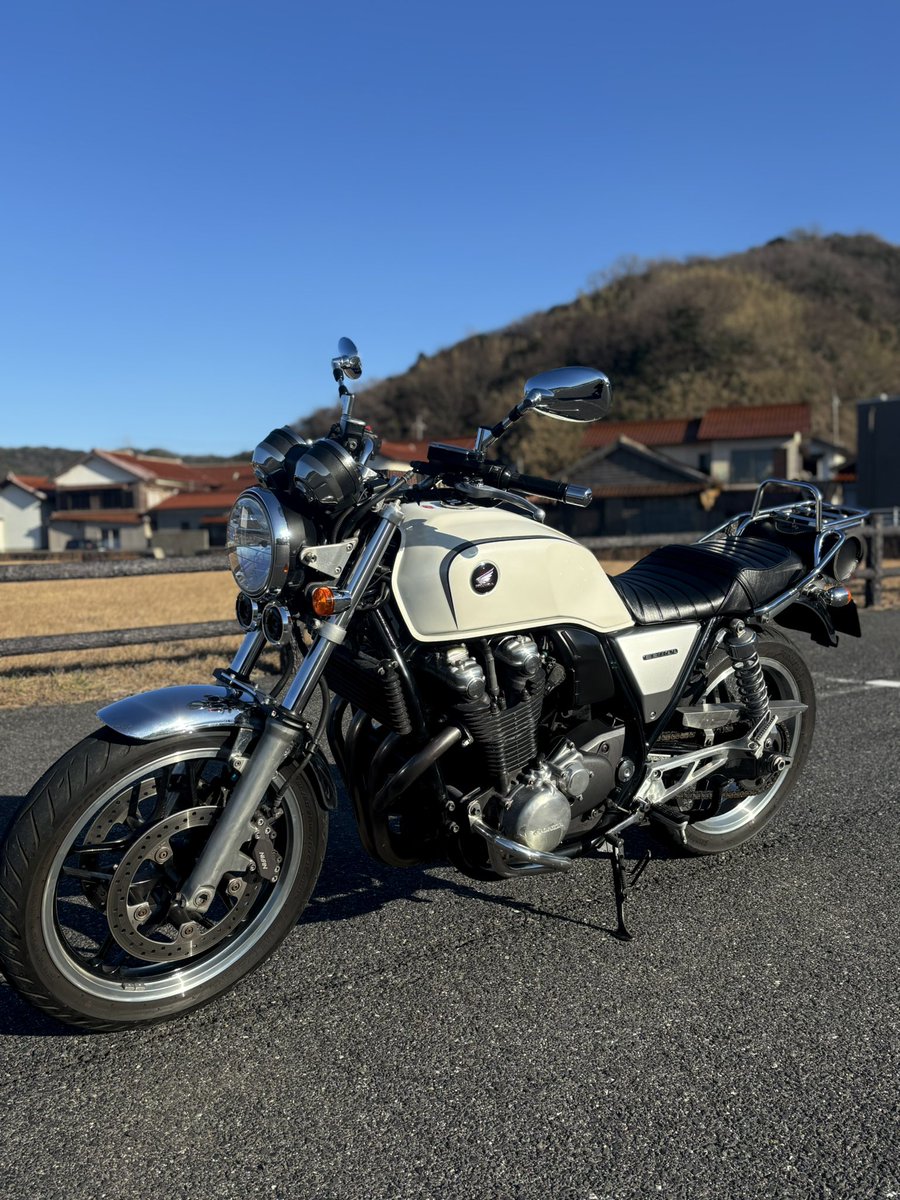 sun_s_0328's tweet photo. 天気良かったので大学終わりに久々の島根町へ
論文も提出出来たので気分がいいです(´∀`) https://t.co/ac087NuLVv