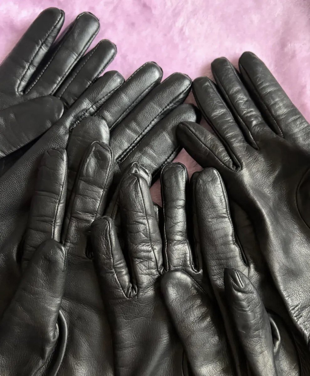 #leathergloves