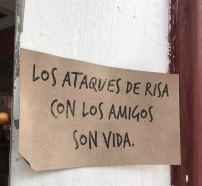 15 Frases sobre la Vida con profundos significados:  

1.