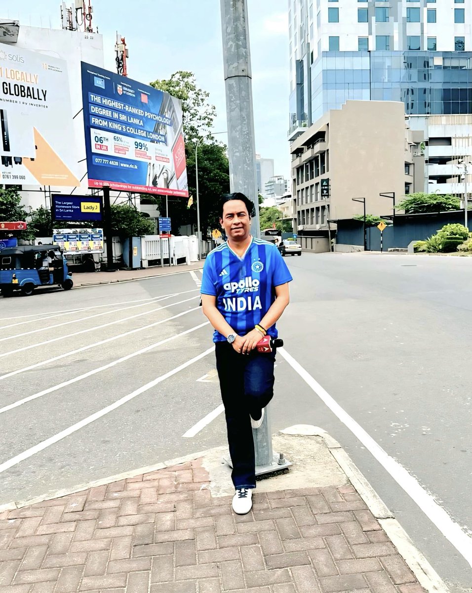 What beautiful city, what beautiful people in Colombo..Full credit to Sri Lankan authorities and the citizens of the country to keep it so clean and beautiful. In love with the city for sure ❤️
<a href="/MFA_SriLanka/">MFA SriLanka 🇱🇰</a> <a href="/sltda_srilanka/">Sri Lanka Tourism Development Authority</a> <a href="/SriLankaTweet/">Sri Lanka Tweet 🇱🇰</a>