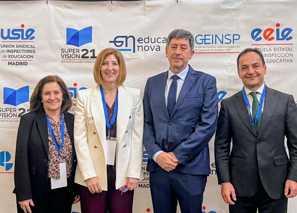 El Subdirector General de Inspección Educativa, Luis Abad, con la directiva de <a href="/USIE_Madrid/">USIE Madrid</a>, Victoria García-Caro, Pilar González y  Ángel Ocaña en la V Jornada #USiEMadrid donde se comparte, se avanza y se dialoga, JUNTOS