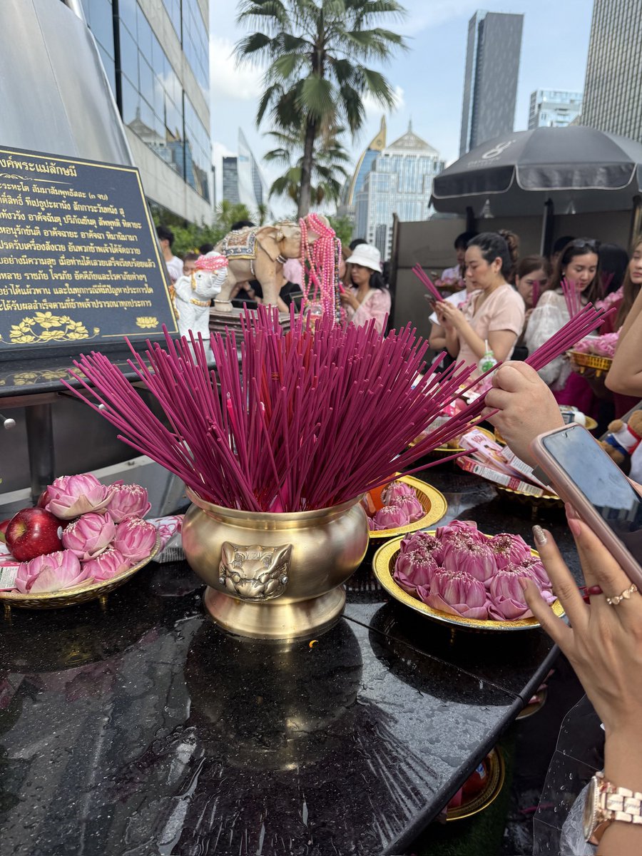 ฮวังซอล / จอมเจมิณทร์ / พริมเพทาย tweet media