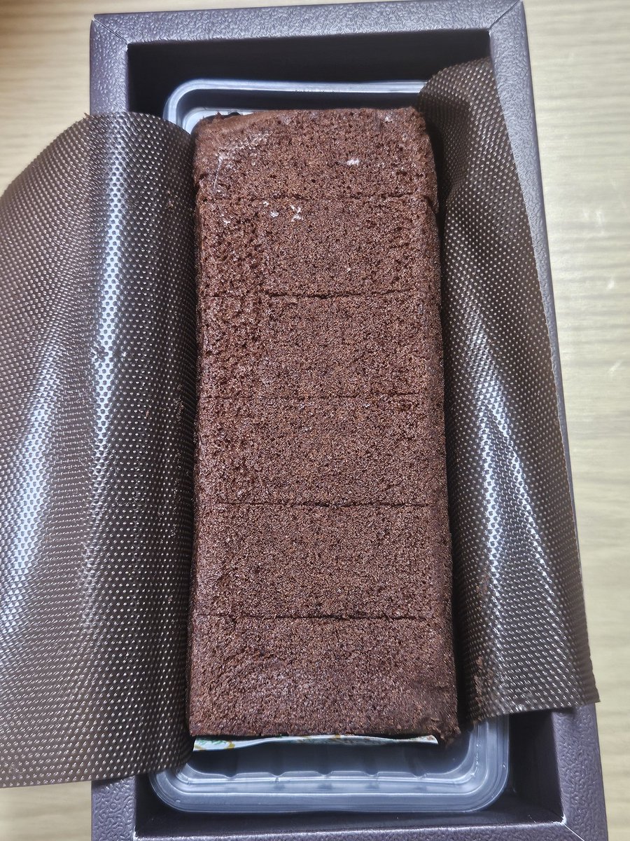 誕生日🎁🎂プレゼント届きました‼️ 香りの時点でうまい🍴😆✨確定(笑