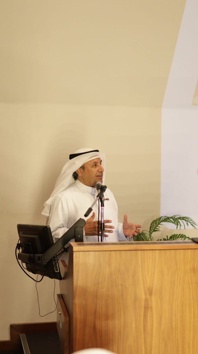 كلية الآداب - جامعة الكويت tweet media