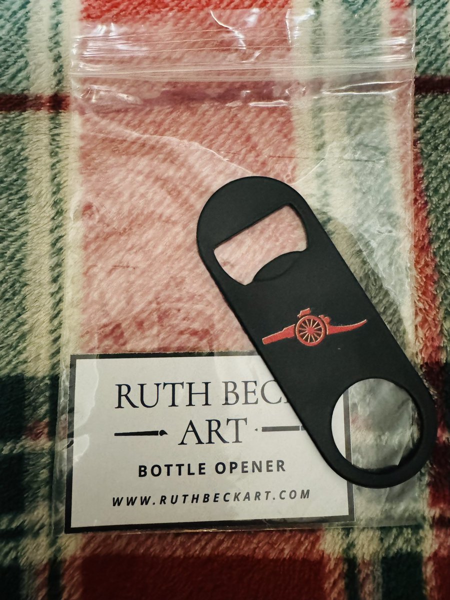 Ruth Beck Art 🔴⚪️🎨 tweet media