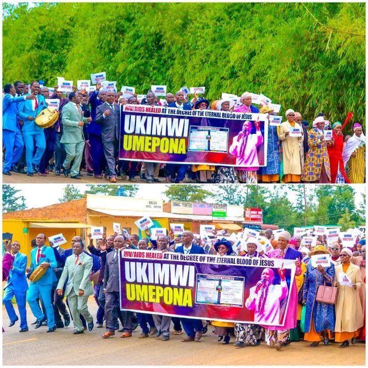 KikwaiJuliuss's tweet photo. Massive celebration broke out when the church heard the BREAKING NEWS!! The Blood of JESUS CHRIST has no Spatial Limitation. #HIVBowsToChrist https://t.co/qGUzFDnGRU