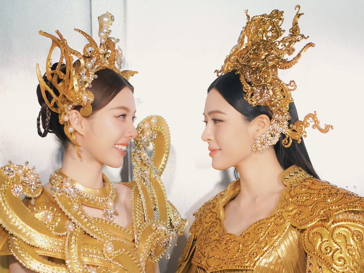 ………… ค่ะ

#LingOrm #หลิงออม  
#Linglingkwong #หลิงหลิงคอง   
#Ormkornnaphat #ออมกรณ์นภัส