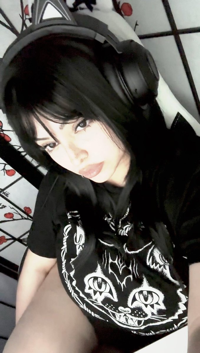 its 5 am (//_^)