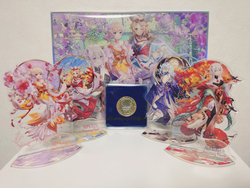 ねぽらぼ周年グッズ届いたよ！ 今回はイラストが良すぎてアクスタだけ