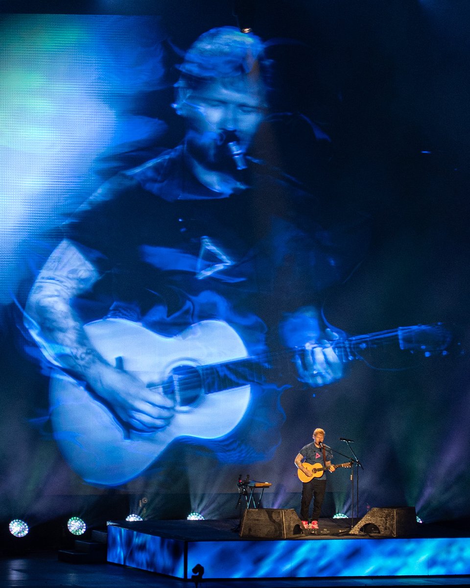 IpswichTown's tweet photo. Wishing Ed Sheeran a very happy birthday! 🎊🎸💙 https://t.co/SxMBjNxi3v