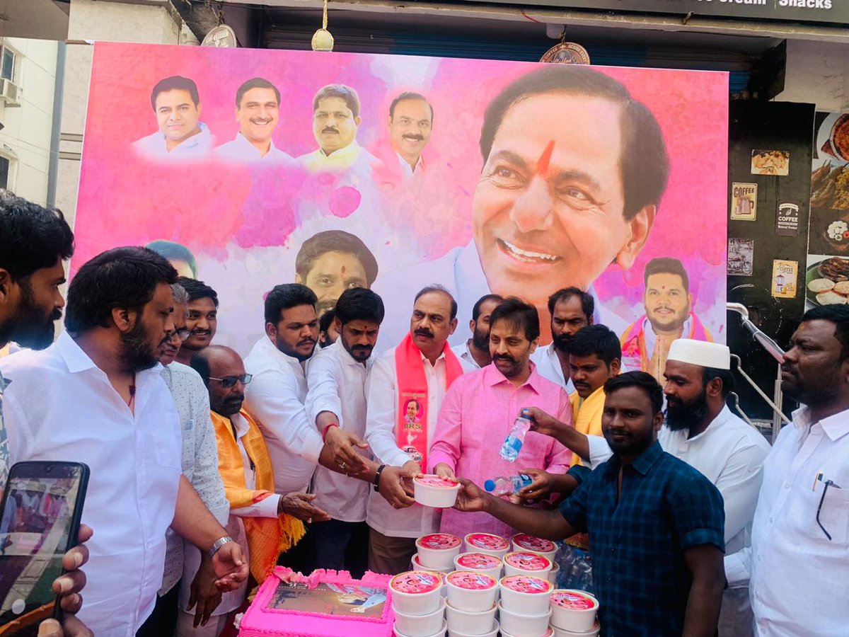 dcstunner999's tweet image. Attended BRS Party  President #KCR garu birthday celebration at Gokul Plots in Serilingampally Constituency &amp;amp; distributed Food Boxes on the occasion 
#HappyBirthdayKCR