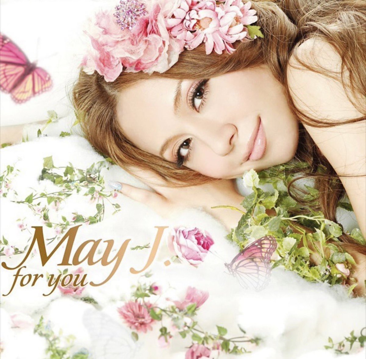 MayJ_Spanish's tweet photo. Hoy se cumplen 16 años del lanzamiento de #foryou, el tercer álbum de estudio de May J.✨
En el DVD incluido en el álbum se publicaron los vídeos musicales de #Bemine君が好きだよ y #Singforyou 🎵 | 2010.02.17 | @MayJamileh https://t.co/FDxnOFueEL