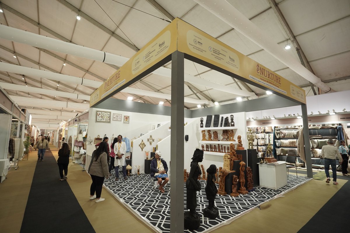 epchindia's tweet photo. With the objective of providing a significant platform for artisans to showcase their exceptional skills to global buyers, EPCH organised a pavilion dedicated to the artisans of Chhattisgarh at the IHGF Delhi Fair Spring 2026, with the support of the District Administration, Kondagaon, and Jhitku Mitki Artisan Producer Company Limited.

The pavilion highlighted the region’s rich cultural heritage and exemplary craftsmanship, featuring distinguished works in Dhokra Art, Wrought Iron Craft, Wood Craft, Terracotta, Bhitti Chitra, and Bamboo Art.

#IHGF #DelhiFair #Chhattisgarh #Handicrafts