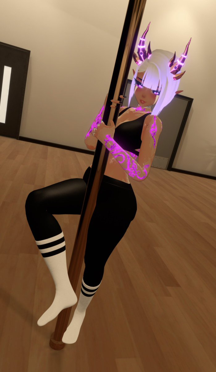 “Totally not Practicing for you~~” 🤍