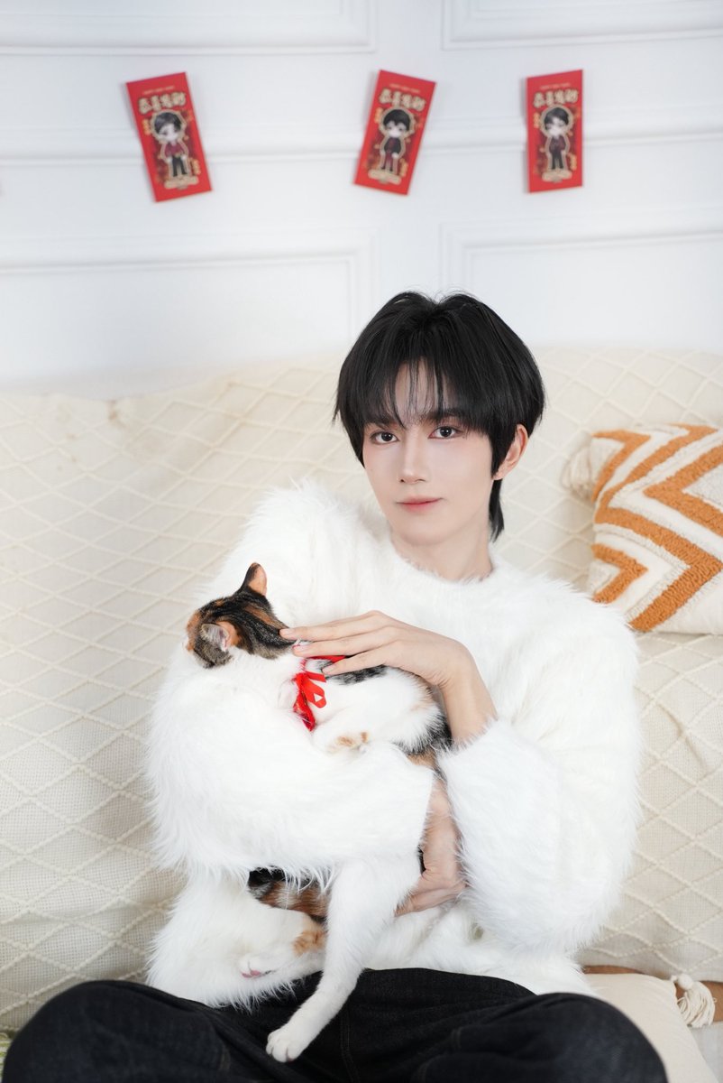 จั้นร้องไห้กับสิ่งนี้ได้เลยด้วยซ้ำ สิ่งที่ป๊าม๊าสัญญามาตลอดวันนี้มาทำตามสัญญาแล้วนะ 🥺💜 คือเอ็นดูมาก ครอบครัวที่มี 4 ป๊าม๊า น้องฮวาเซิง น้องชิวเชียน