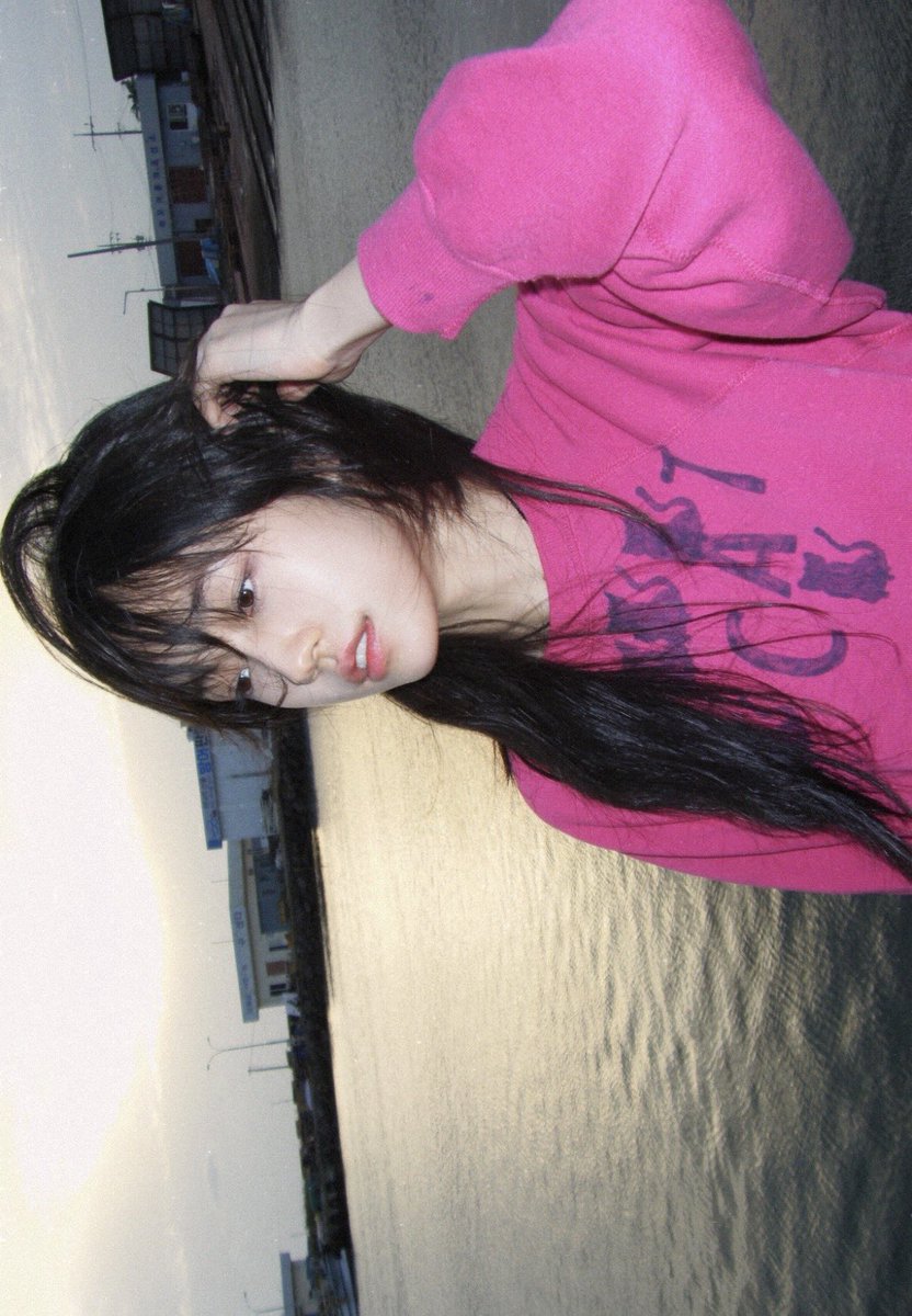 yoonseomarryme's tweet photo. 제주도 갔을 때 노윤서 얼굴 진심욘나좋으미.. https://t.co/dx7eTdWM5V