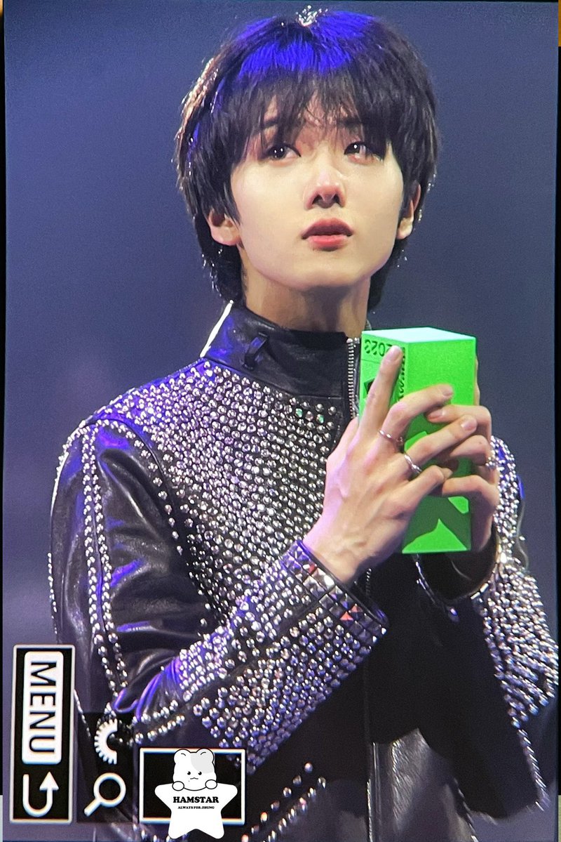 23년도 시상식에서 벅차올라 엉엉 울었던 지성이 기억나는 사람
이때 마크 해찬 붙잡고 정말 고맙다고 했던 지성이임ㅜㅜ