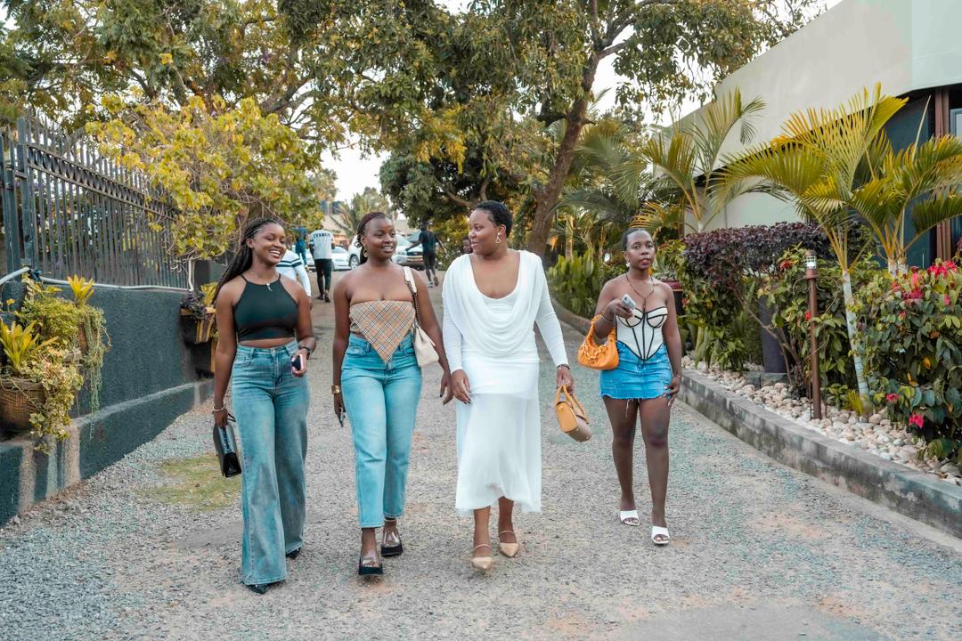 Nick 🇺🇬 tweet media