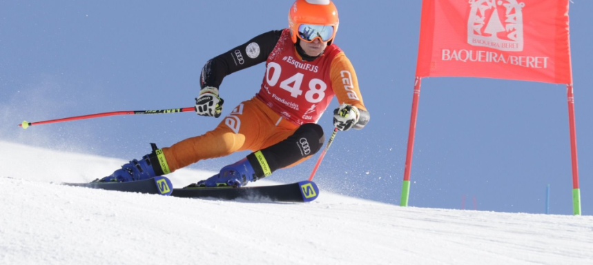 FGDInvierno's tweet photo. ℹ️María Carbajo del club Peñanevares EsquiClub participa el fin de semana en el Trofeo @ajnautaran  FIS Alpine World Cup Tour Master que se celebra en @baqueira_beret 
https://t.co/UDvAT80wkB https://t.co/SMSCOgtZgE