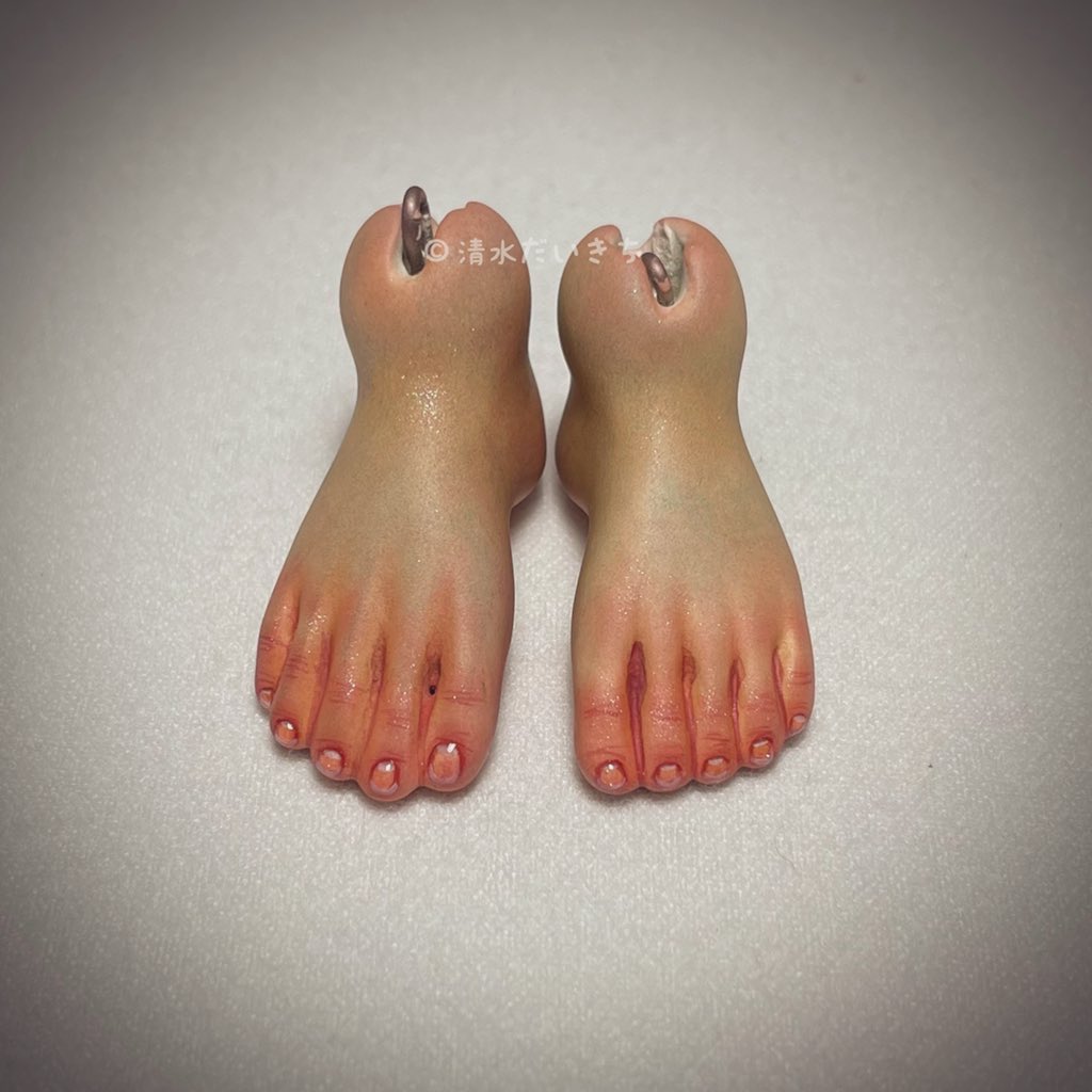 Daikichi_0636's tweet image. 小さな足と手

#球体関節人形　#artdoll　#創作　#art