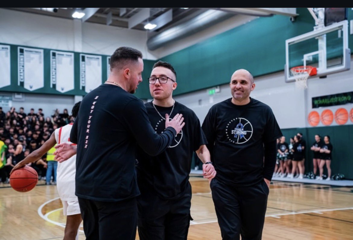 Coach James Loughran tweet media