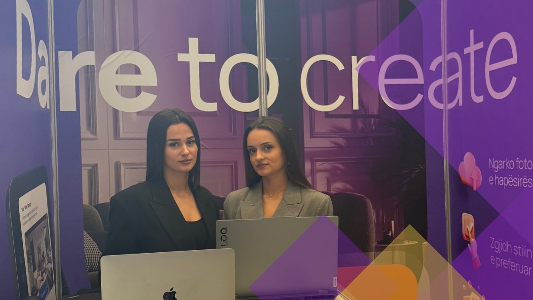UNDP_Kosovo's tweet photo. #UNVolunteers Anita &amp; Fiona worked on real design projects, from field research &amp; on-site measurements to 3D modeling &amp; final interior details while at #DaretoCreate👷‍♀️✨

Part of the #CreativeIndustries, with @UNVolunteers, financed by @cooperation_lu. https://t.co/YQwGxUo6ly