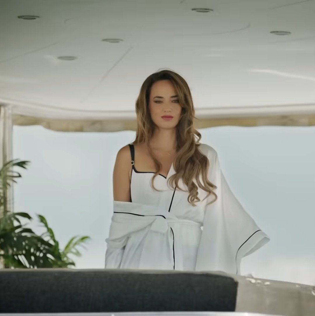 95sm00n's tweet photo. ben daha onlarin rich girl boss eralarini izlemek istiyodum hevesim kursagimda kaldi #rüyagibi https://t.co/xoA8otZ0WM