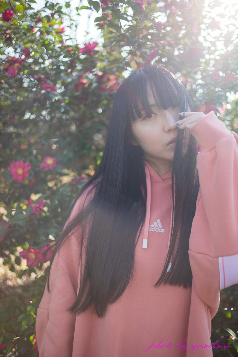 まじゅさん　
「光の中で」　
#ポートレート　#portrait