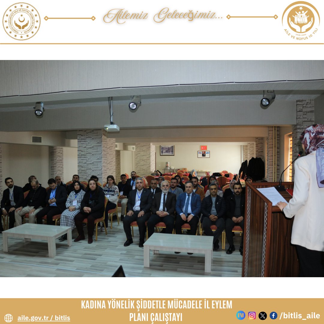 bitlis_aile's tweet photo. 📍 Kadına Yönelik Şiddetle Mücadele İl Eylem Planı Çalıştayı

📌 Kadına yönelik şiddetle mücadelede kararlılığımızı güçlendirmek, kurumlar arası iş birliğini artırmak ve ilimizde yürütülecek çalışmalara yön vermek amacıyla düzenlenen İl Eylem Planı Çalıştayı; İl Müdürümüz Vefa AKDOĞAN’ın hitaplarıyla başladı.

Kamu kurum ve kuruluşları, üniversite, sivil toplum kuruluşu temsilcileri ve idarecilerimizin katılımıyla gerçekleştirilen çalıştayda; önleyici, koruyucu ve güçlendirici hizmetlerin etkinliğinin artırılmasına yönelik değerlendirmelerde bulunuldu.

Çalıştay, Bitlis Öğretmenevi’nde ilgili paydaşların katkılarıyla devam etmektedir.
@tcailesosyal @BitlisValiligi @ksgm_ashb
