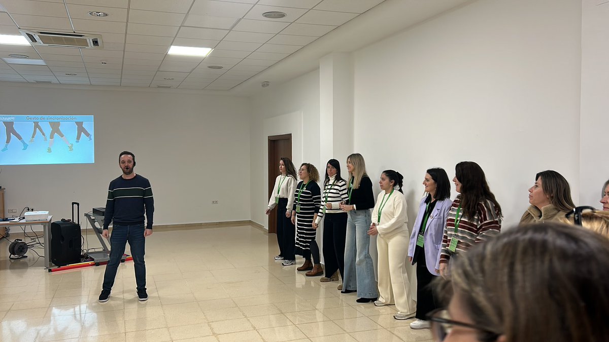 cepmalaga's tweet photo. 🎶 Jornadas Provinciales de Educación Musical

Taller “Música en Bucle” con Carlos Alcázar.
Ritmo, creatividad y trabajo colaborativo en estado puro.

@cepantequera @cepronda @cepmarbellacoin @cepaxarquia

#JornadasProvincialesDeEducaciónMusical https://t.co/zdUHnk9HdJ