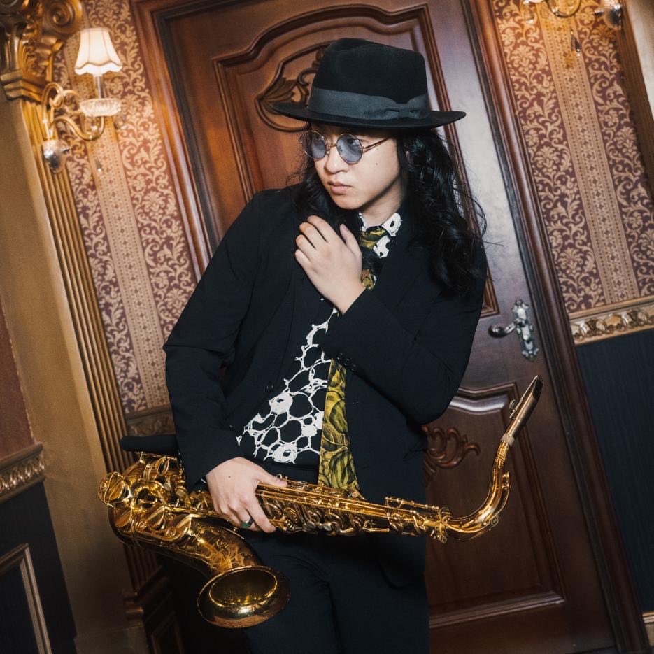 Raymond_band's tweet photo. 🌋Raymond News🌋

『ONE MAN SHOW "222"』
at BuzzFront YOKOHAMA

T.Sax マツンダリョウ(@oh_ba_82z )ゲスト出演決定🎷

2026/2/22(Sun)
OPEN 12:30 / START 13:00

ADV/DOOR ¥2,400+1D
UNDER 19 ¥1,400+1D

▼チケット予約
https://t.co/6HwSmdKXu5

#Raymond_band https://t.co/zGeB2cwS0E