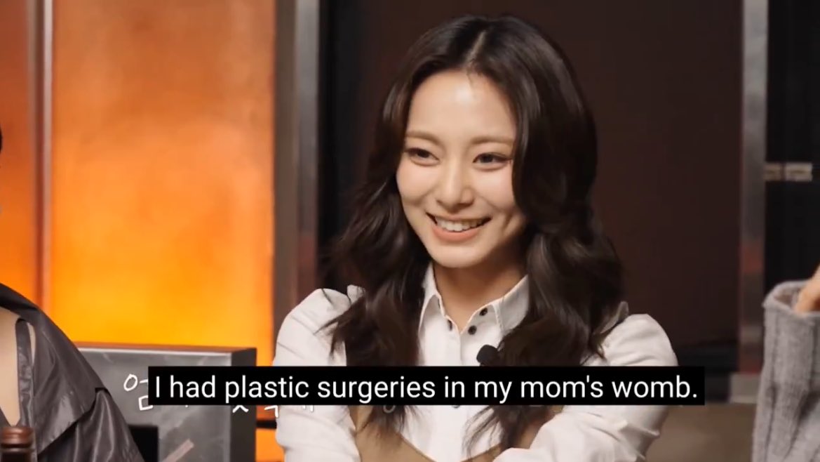 dreamliketzu's tweet photo. tzuyu the most idgaf person ever i’m cryingshdhsh https://t.co/2hDPUdiSJ2