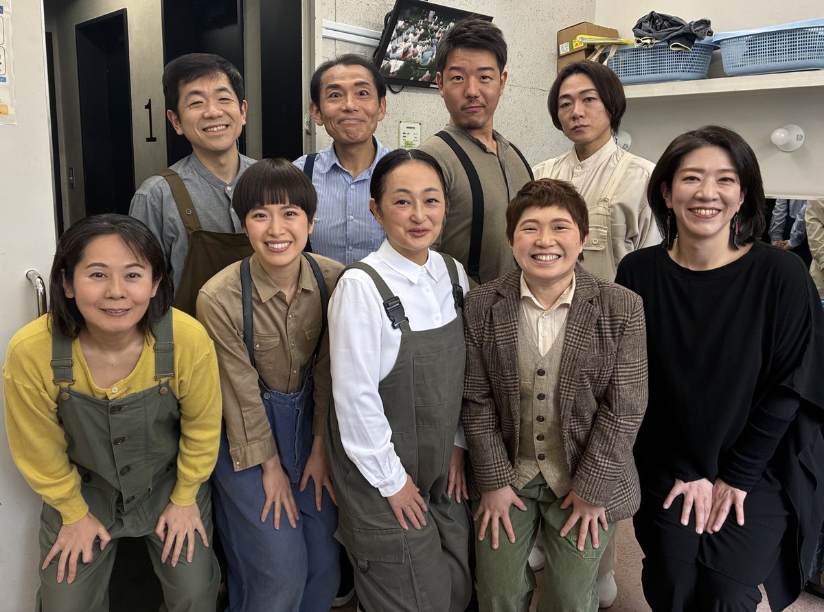 kihozinn's tweet photo. #歌え比羅夫丸

昨日の函館組に続いて本日青森組と共に千秋楽公演を終えました。
大きな大きな拍手と掛け声に包まれて、とても良い本番で終えられたと思います。今はまだ思い出に浸る余裕もなく抜け殻状態ですが…

明日の函館組×入川さんの大千穐楽も間違いなく素晴らしい舞台になると思います。 https://t.co/RYzAdLLfZp