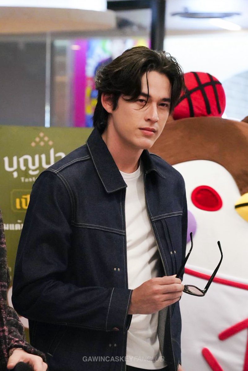 Joss_s_Wife's tweet photo. Looking sharp as hell 😎🥵
I love his hairstyle so much!!! 😍❤️

#OnlyFriendDreamOnLive
#GawinCaskey https://t.co/V1O0tzCW4X