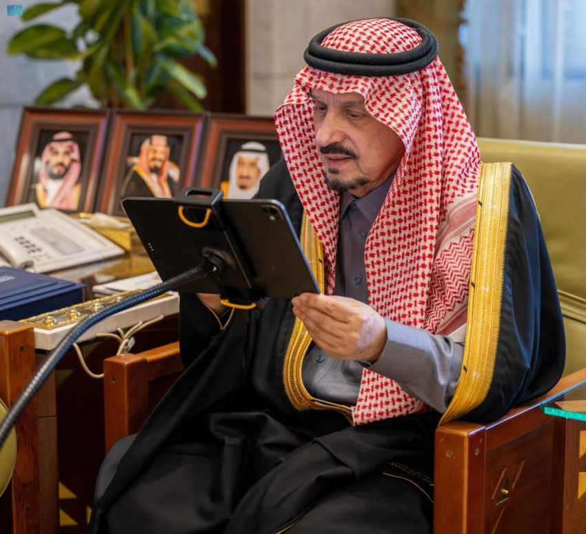 أمير الرياض يُدشِّن حملة "الصندوق الأبيض" لدعم السجناء والمفرج عنهم وأسرهم بالمنطقة 