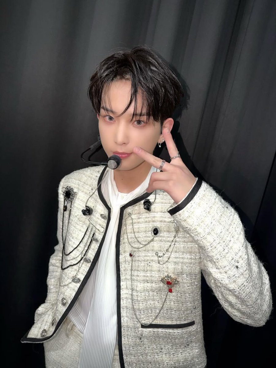 ハルア. tweet media