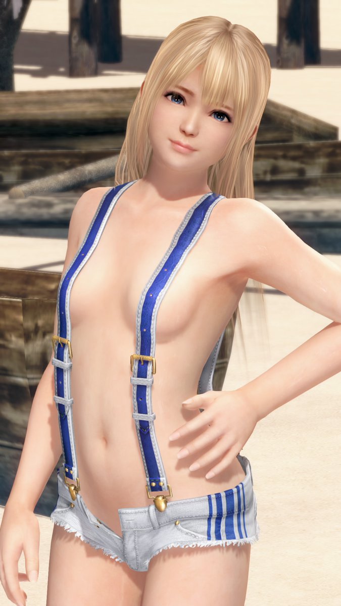 こんばんは🌙夜の写真は、セクシー過ぎるサンドイッチマリーちゃんを投稿します😍
サスペンダーで隠すなんて、いかにもDOAらしいセクシーな発想ですね😍
#マリーがいちばん　#マリーローズ　#サンドイッチ　#DOA