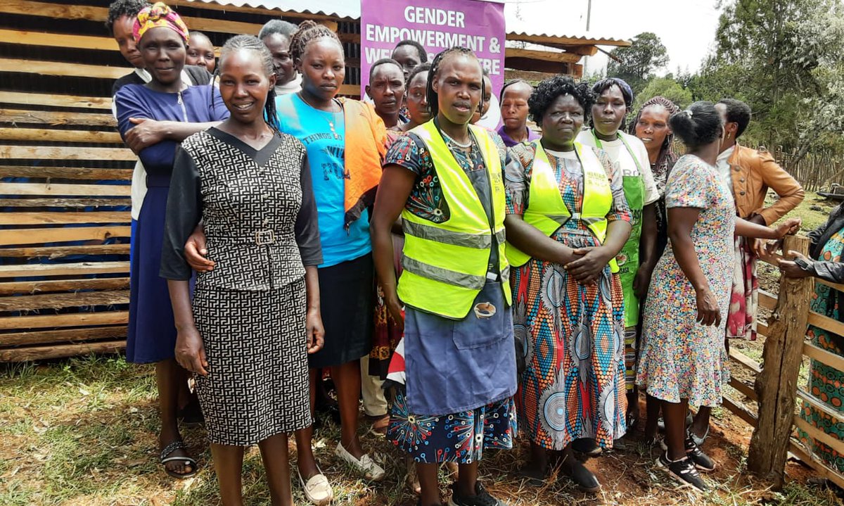 Gewckenya's tweet photo. Yesterday, GEWEC Kenya and Sigoro Women held a successful training on the Chepkube energy-saving cook stove! 🇰🇪
​The initiative empowers Baringo women to commercialize their skills, turning eco-friendly craftsmanship into sustainable businesses. #EmpoweringWomen #SustainableEnerg https://t.co/stxrEbrLxB