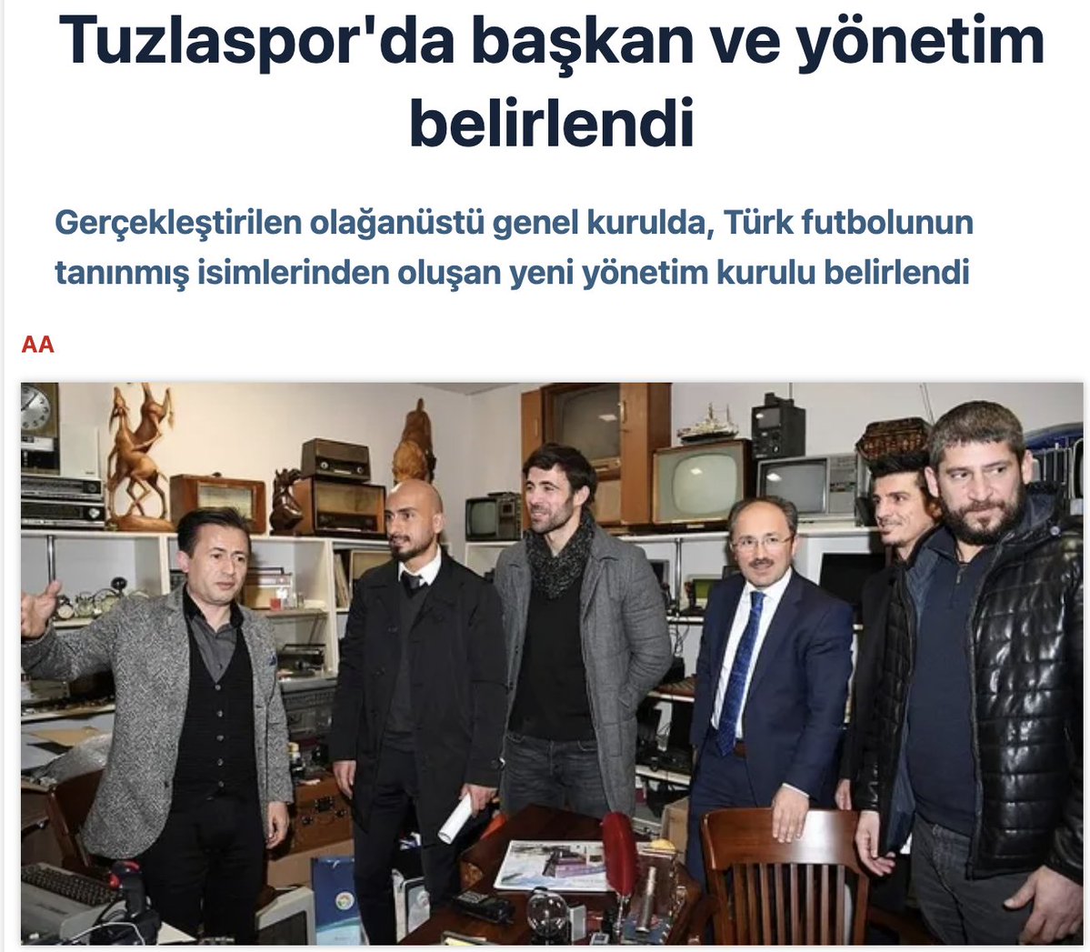 Tuzlaspor 2017 yılı yönetim kurulu üyeleri:

Murat Erdoğan, Eski Galatasaray oyuncusu
Ömer Erdoğan, Eski Galatasaray oyuncusu
Ümit Davala, Eski Galatasaray oyuncusu
Cihan Haspolatlı, Eski Galatasaray oyuncusu
Yıldıray Baştürk, Eski Galatasaray oyuncusu