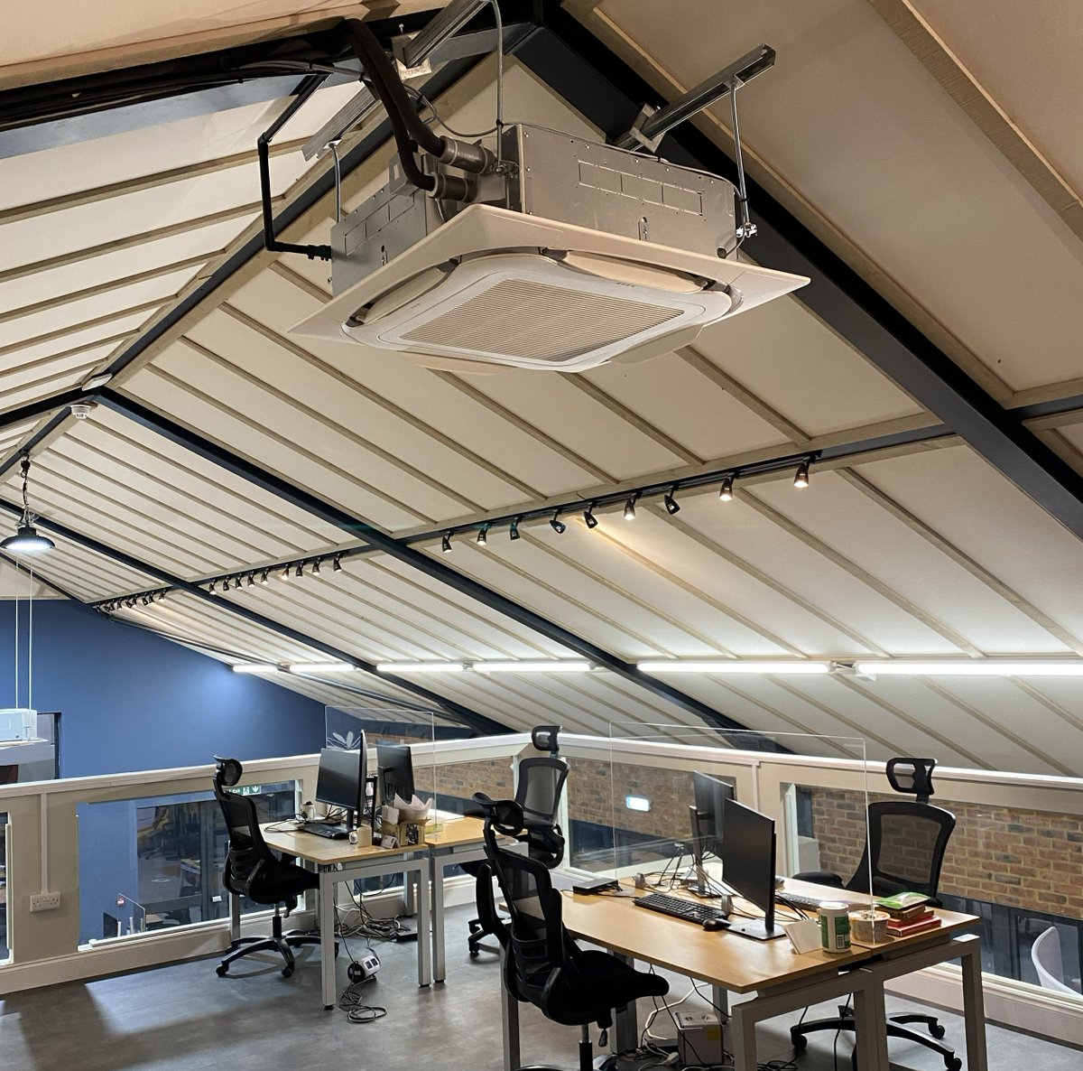 Loop Air Conditioning tweet media