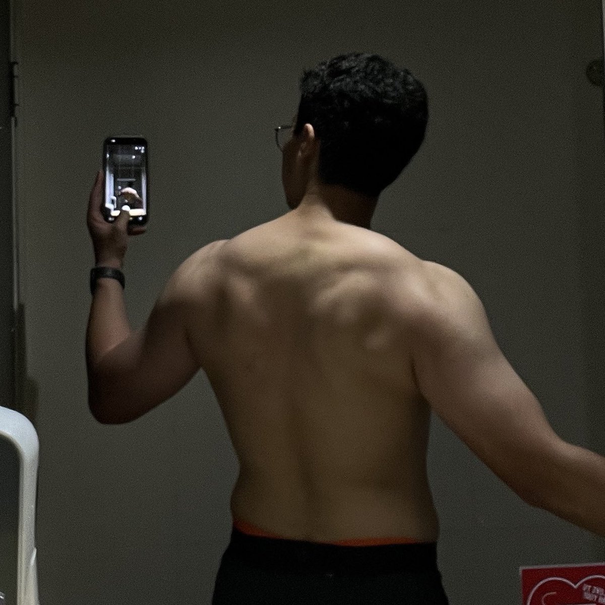 อาทอาท tweet media