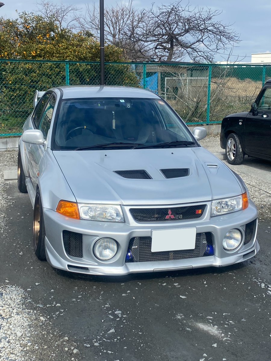 よしのー Evolution V tweet media