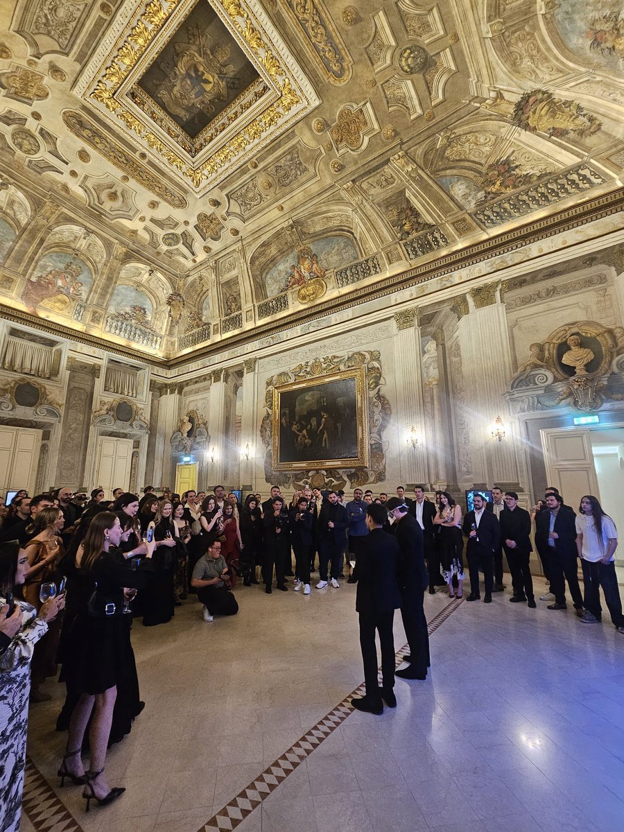 Sinbad the Sailor tweet media