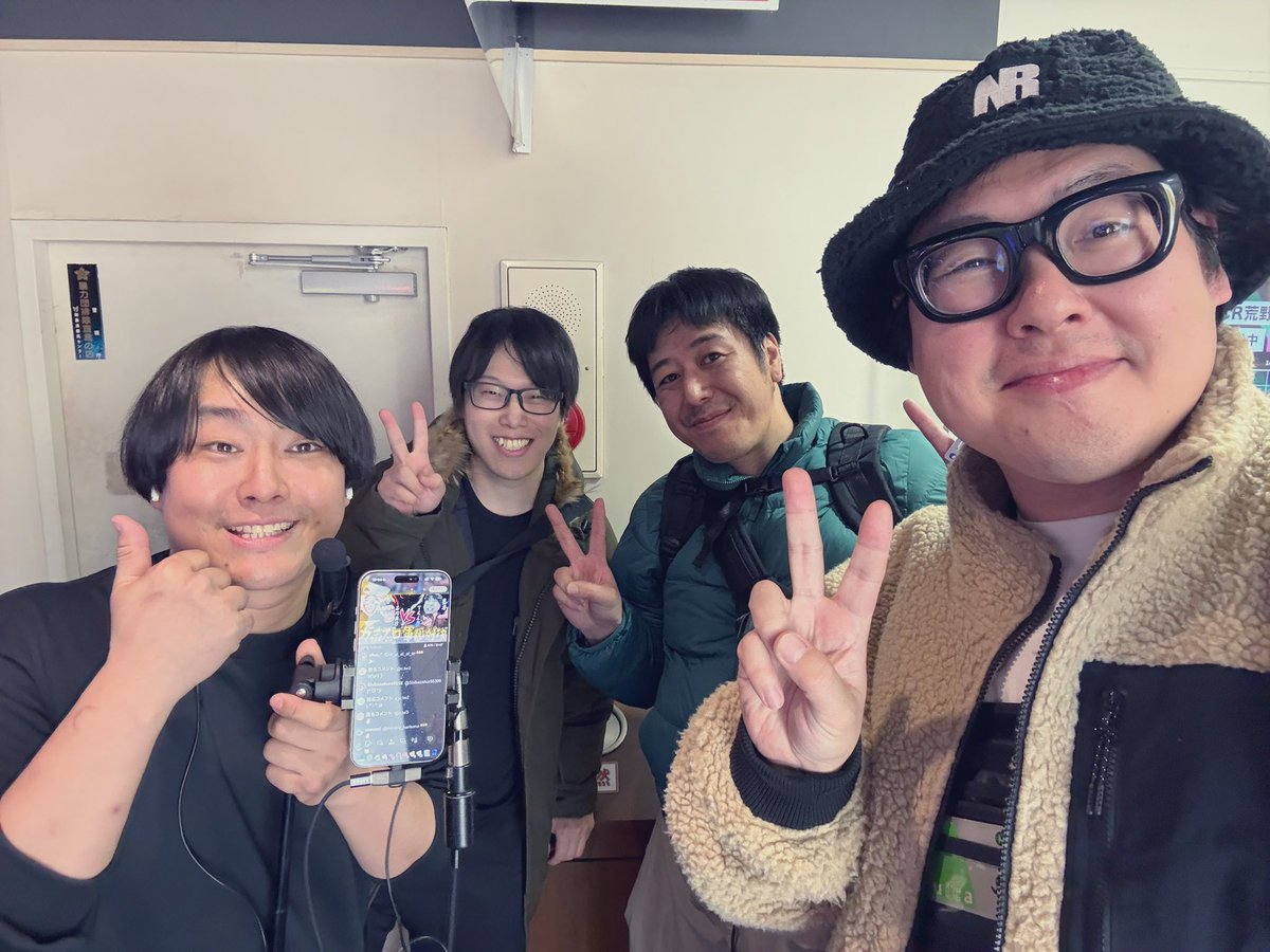 ICCHY8591's tweet image. 久々がっつりスロット打ちましたわ！
覚醒てえんだ、亀井、たかすぃ。ありがとう。
惜しくも石川チームは敗北した為、"1日言うことを聞く券🎫"として罰ゲームがあります。またのお楽しみに。