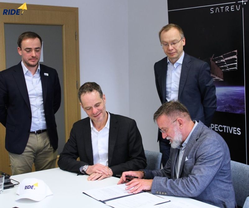 RIDE! space tweet media