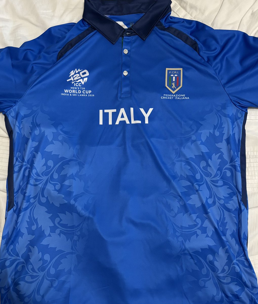Macron fleeced me for a small fortune but there was no way I could miss celebrating 🇮🇹 reaching a maiden #T20WorldCup by getting my hands on a jersey!