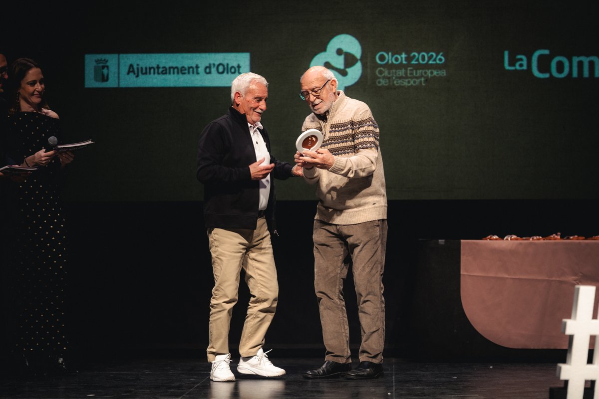 La Comarca d'Olot tweet media