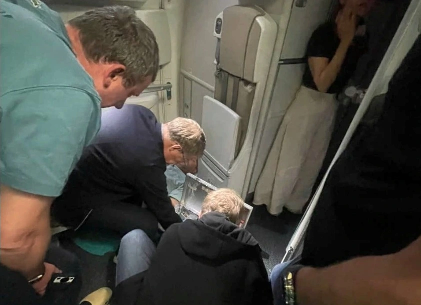 Dr. AK 🇮🇳 tweet media