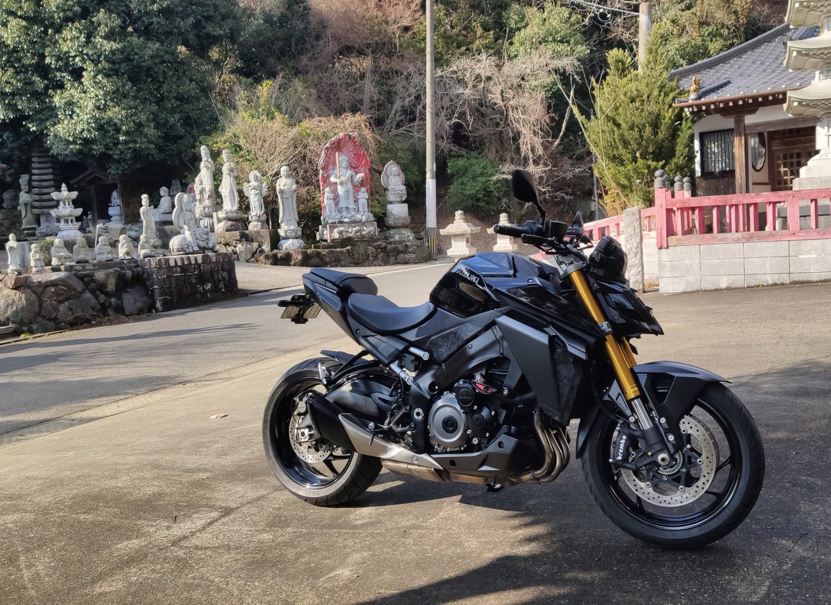 ie316's tweet photo. GSX-S1000に乗り変えたんすよ https://t.co/iog51H33wd