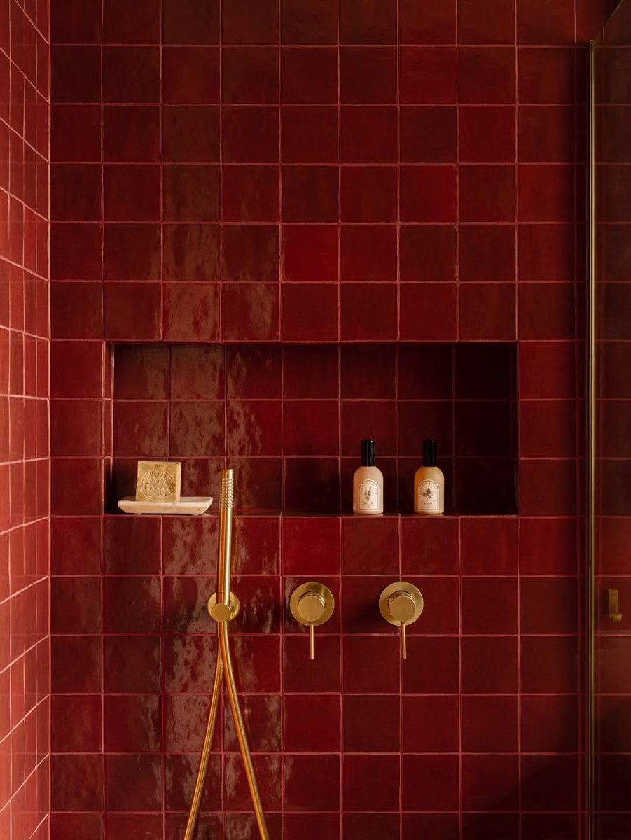 interiorsuckerr's tweet photo. https://t.co/xX1uUeWbW2